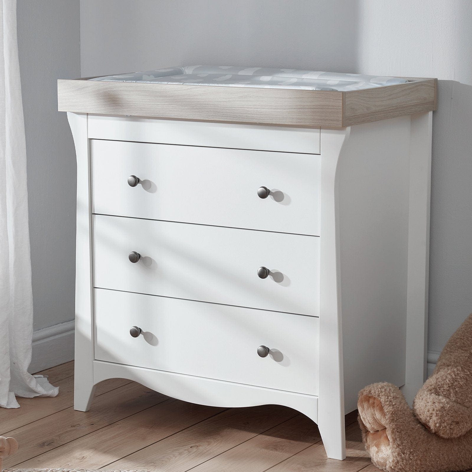 Cuddleco Nursery Furniture CuddleCo Clara Dresser & Changer - White/Ash