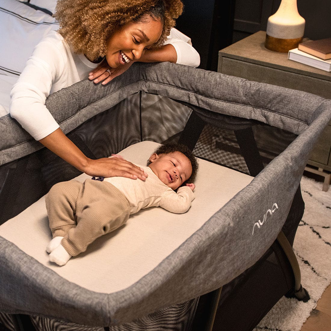 Nuna Travel Cot Nuna Sena Aire Travel Cot -Charcoal