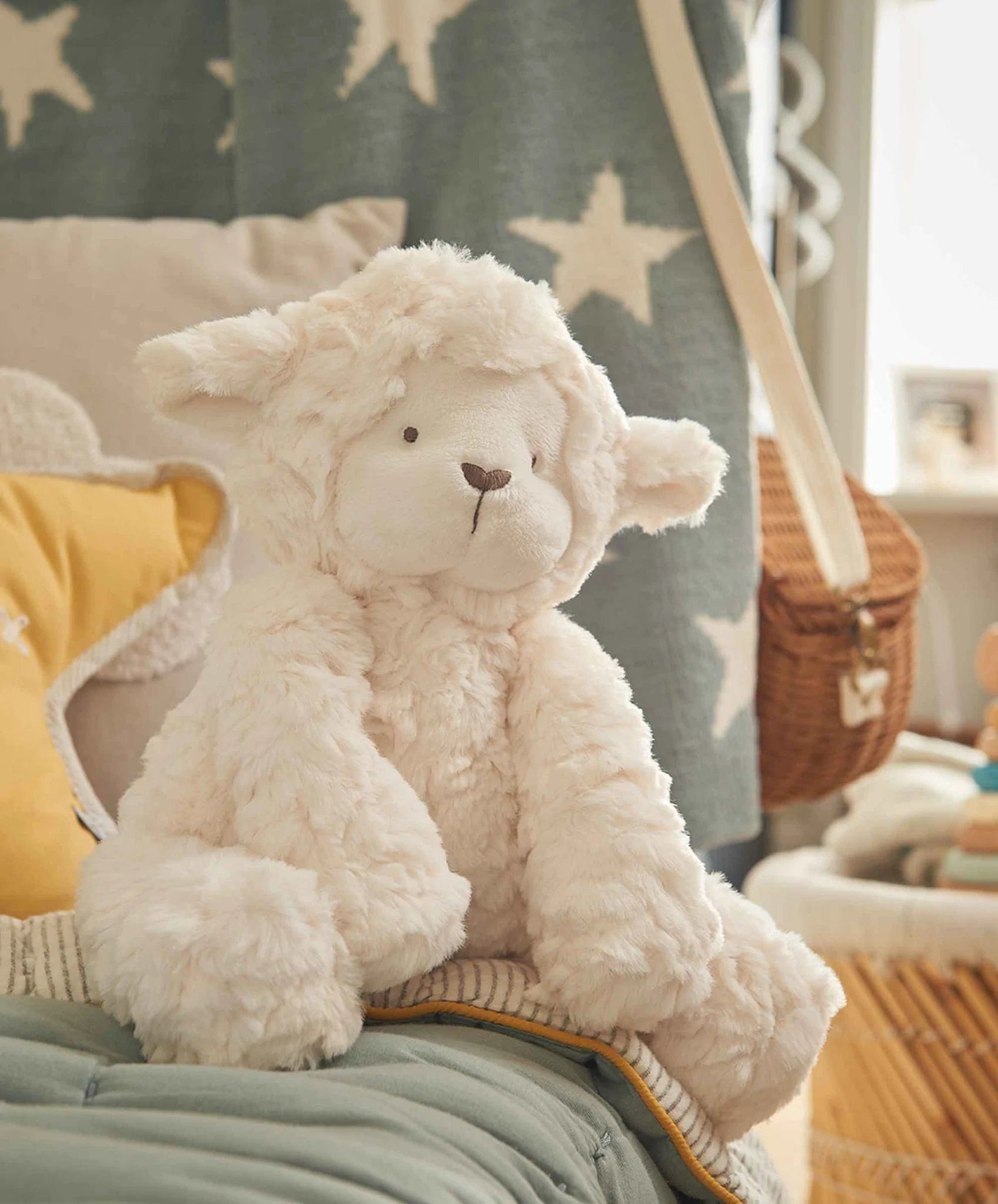 Mamas & Papas Soft Toy Mamas & Papas Larry Lamb Soft Toy